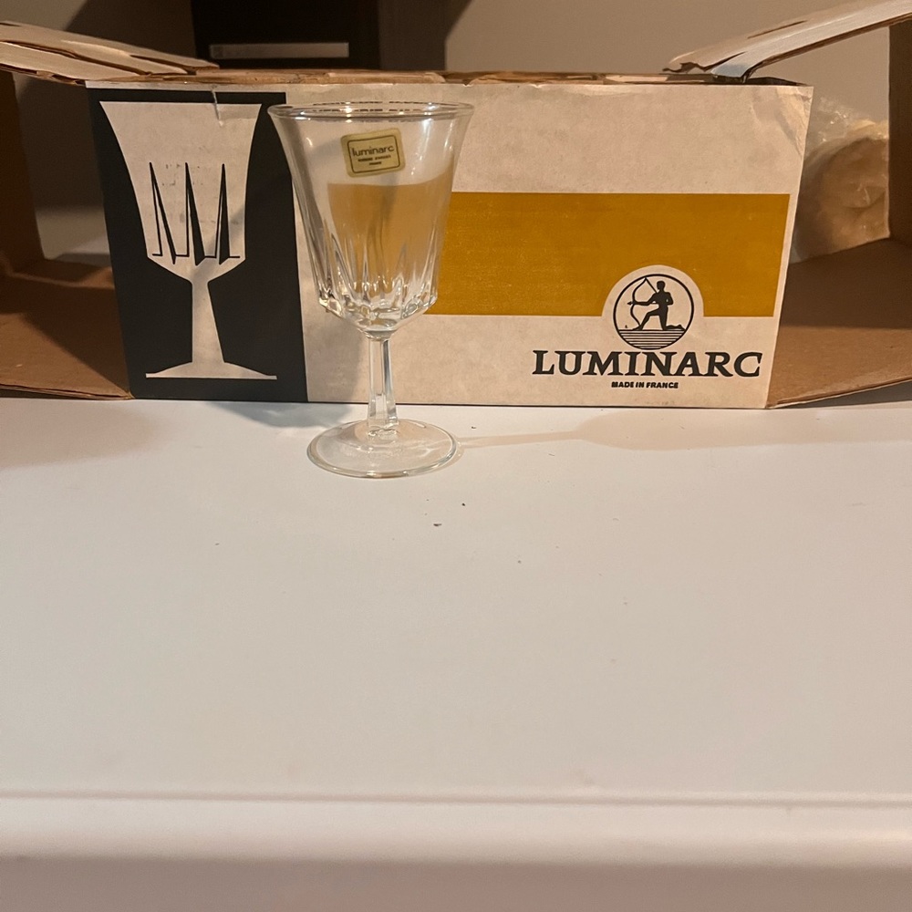 Luminarc Verrerie Cristallerie D'Arques France 12 Clr Footed Wine Glasses- Vtg